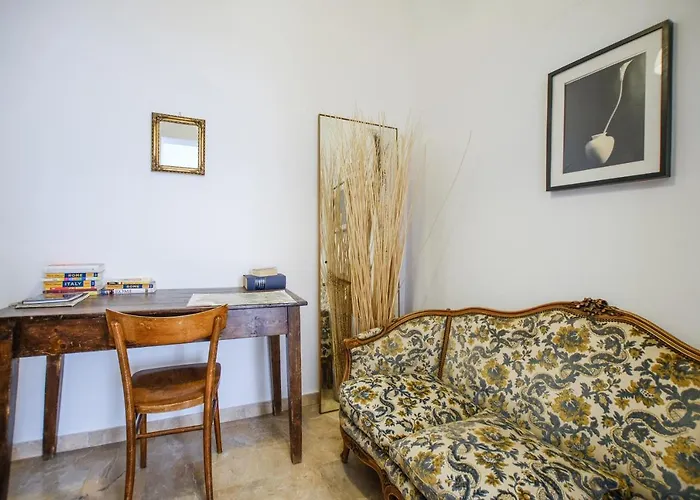 Appartement Spacious With Big Terrace At Colosseum *