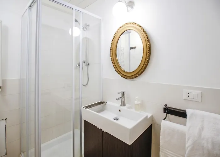 Spacious With Big Terrace At Colosseum Appartement Rome